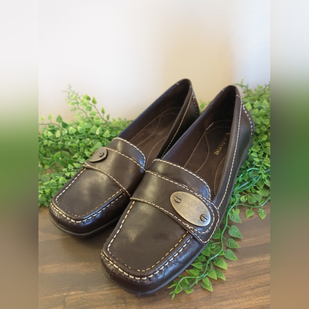 Liz Claiborne Leather Shoes Flats Size 7M